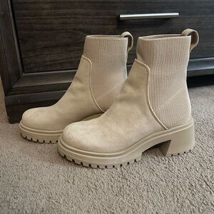 Steve Madden Boots